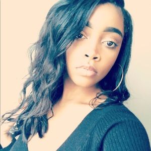 Meet your Posher, Constance